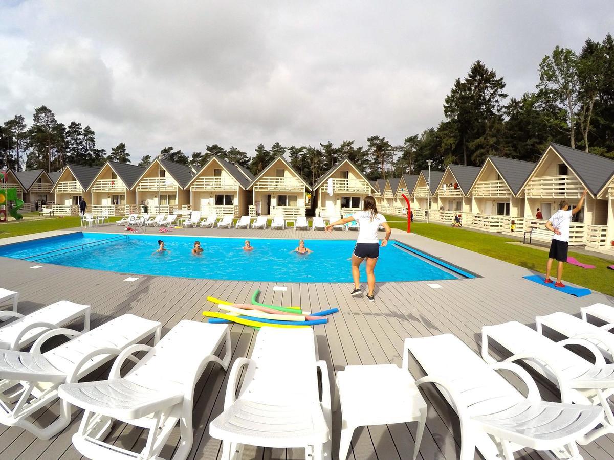 Holiday Park & Resort Pobierowo Exterior photo